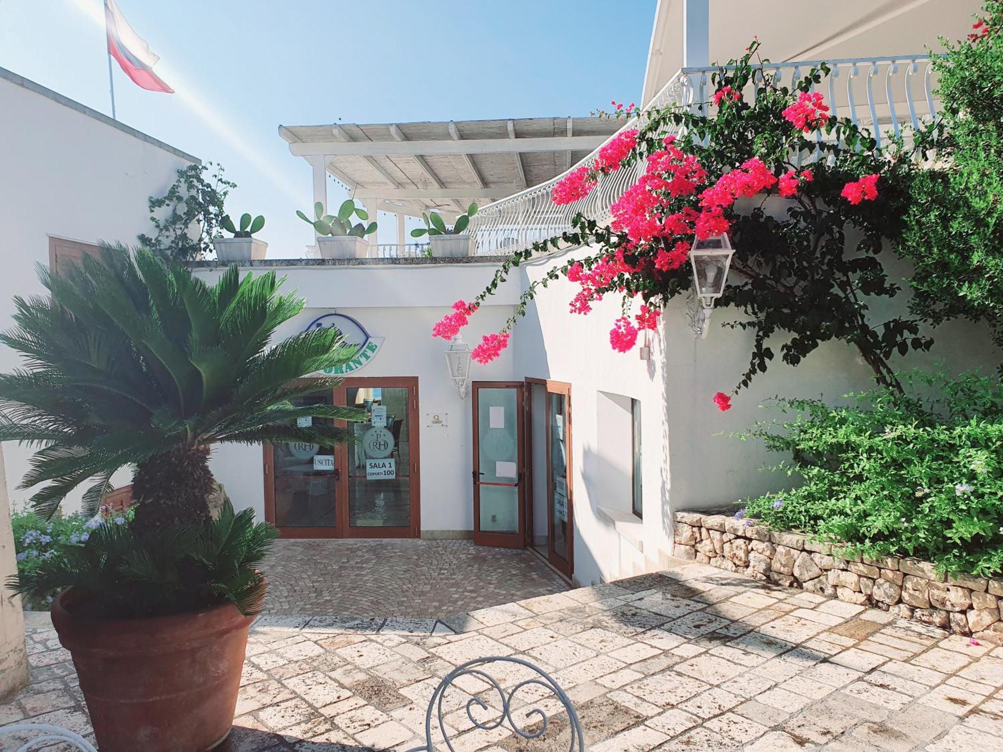 Hotel Ristorante Panoramico Castro  Eksteriør bilde