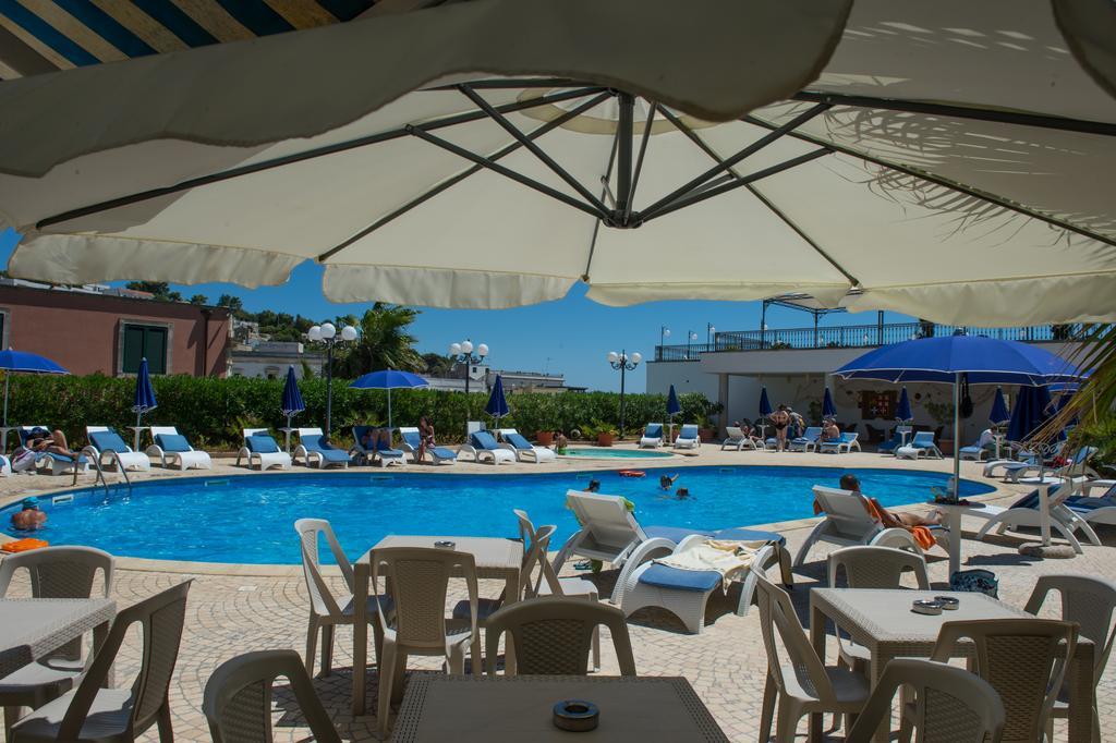 Hotel Ristorante Panoramico Castro  Eksteriør bilde